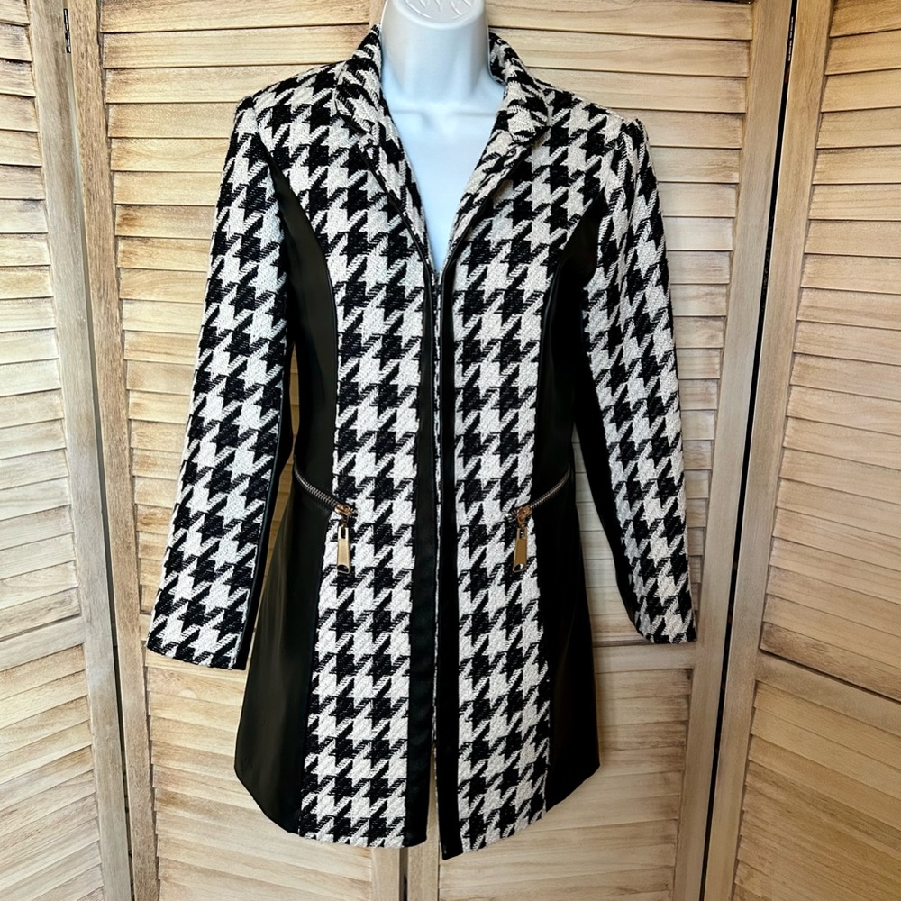 SOLD!! Lena Gabrielle | Houndstooth Mid-Length Coat